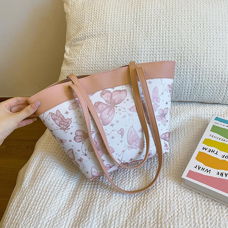 Fashionable Street Style Womens Tote Bag Large Capacity Versatile Daily Shoulder Bag