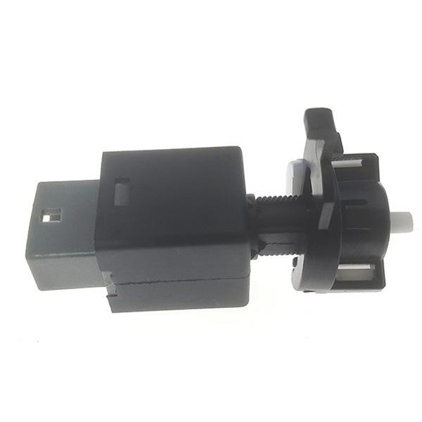 Suitable for brake light switches in Tucson, Sonata, Kia K3, and Sportage: 938103S700.