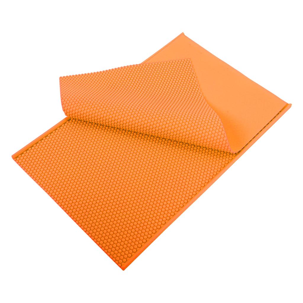 2PCS Beeswax Press Sheets 5.4mm Silicone Flexible Beeswax Foundation Sheet Beekeeper Equipment for