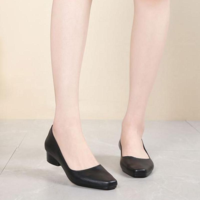 Корейская версия Baotou сандалии на каблуке с уклоном для женщин летом, толстый каблук, квадратный носок, неглубокий носок, уличные повседневные мягкие подошвы одинарные туфли