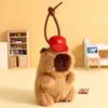 Очаровательный плюшевый кулон-капибара с цветочным стеганым военным пальто-брелоком