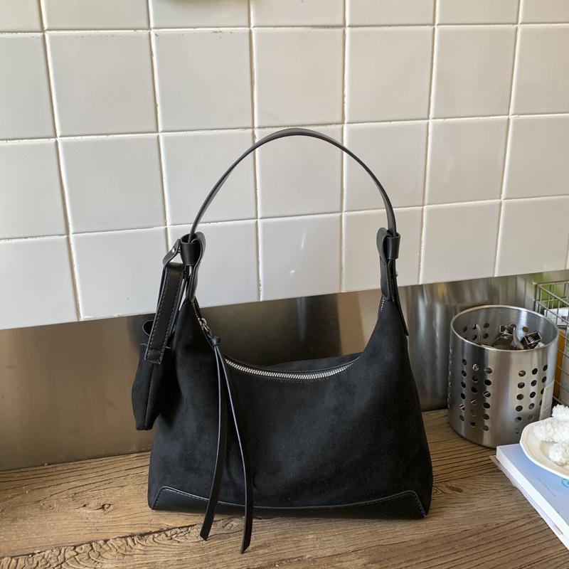Осень-зима 2025 новая высококачественная универсальная наплечная сумка-мессенджер ленивый ветер большая вместимость сумка-пельмень женская сумка сумка-тоут