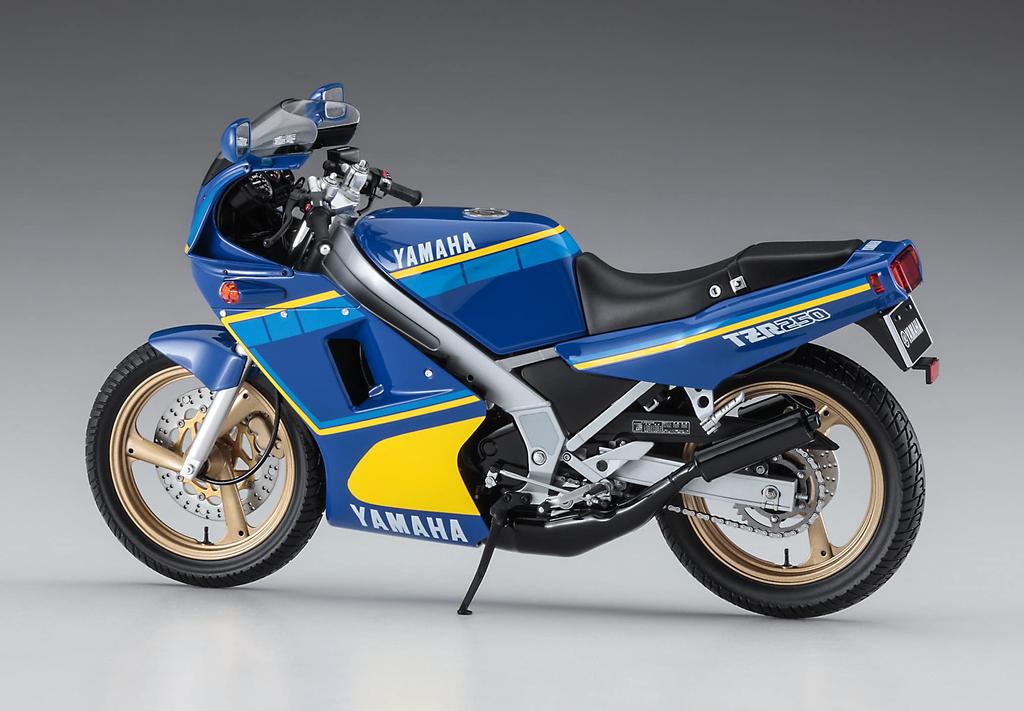 Hasegawa Yamaha TZR250 Faraway Blue Пластиковая модель 21737 1/12 (1КТ)