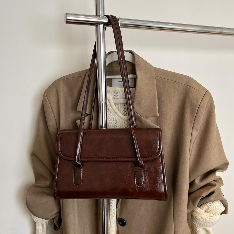 Large Capacity Underarm Bag Women's 2025 Spring and Summer New High-value Handbag Versatile Fashion Shoulder Bag