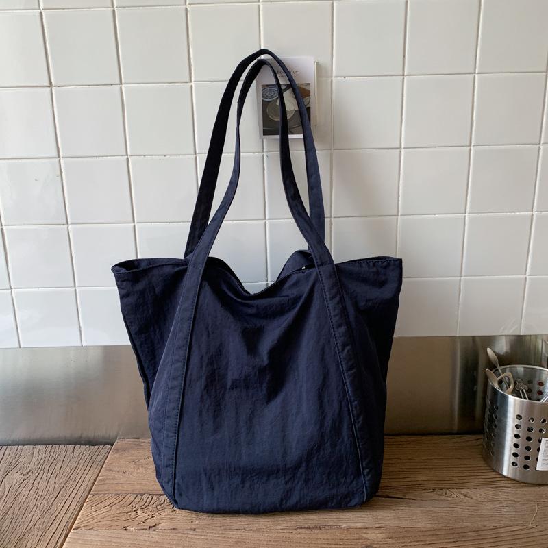 2025 Autumn New Japanese Nylon Shoulder Bag Commuter Large Capacity Handbag Light Shopping Backpack Women