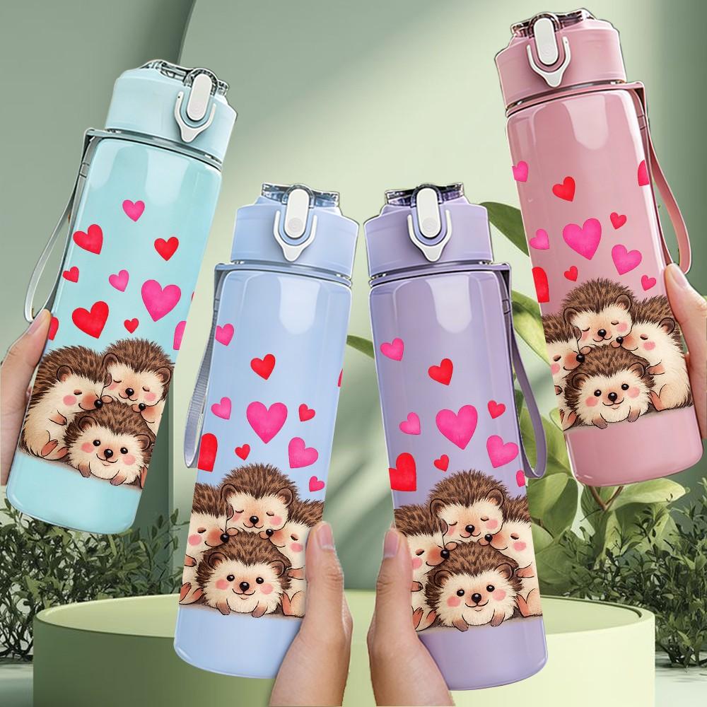 1PC Bear With Pink Hearts 750ml Color Plastic Sports Water Bottle Leakproof Flip Straw Lid Suitable for Sports Office Home Use