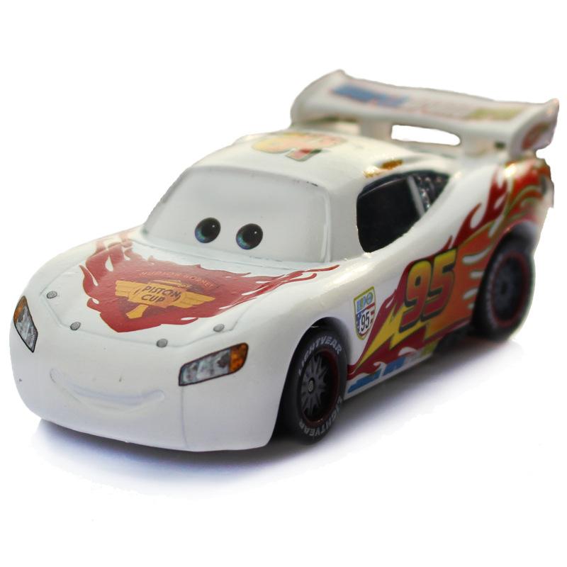 Disney Pixar Cars No.95 Молния Маккуин Модель автомобиля Металлические игрушки и хобби Для детей Для мальчиков Для малышей и детей Дети Подарок на день рождения Игрушечные машинки и поезда