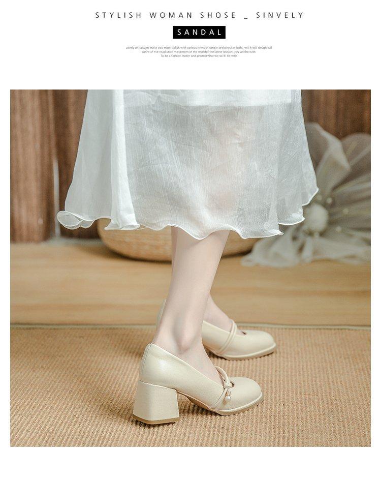 Французские туфли Мэри Джейн из маленькой кожи 2025 темпераментный сказочный стиль универсальные на толстом каблуке туфли на высоком каблуке женские одинарные туфли высокого класса юбка