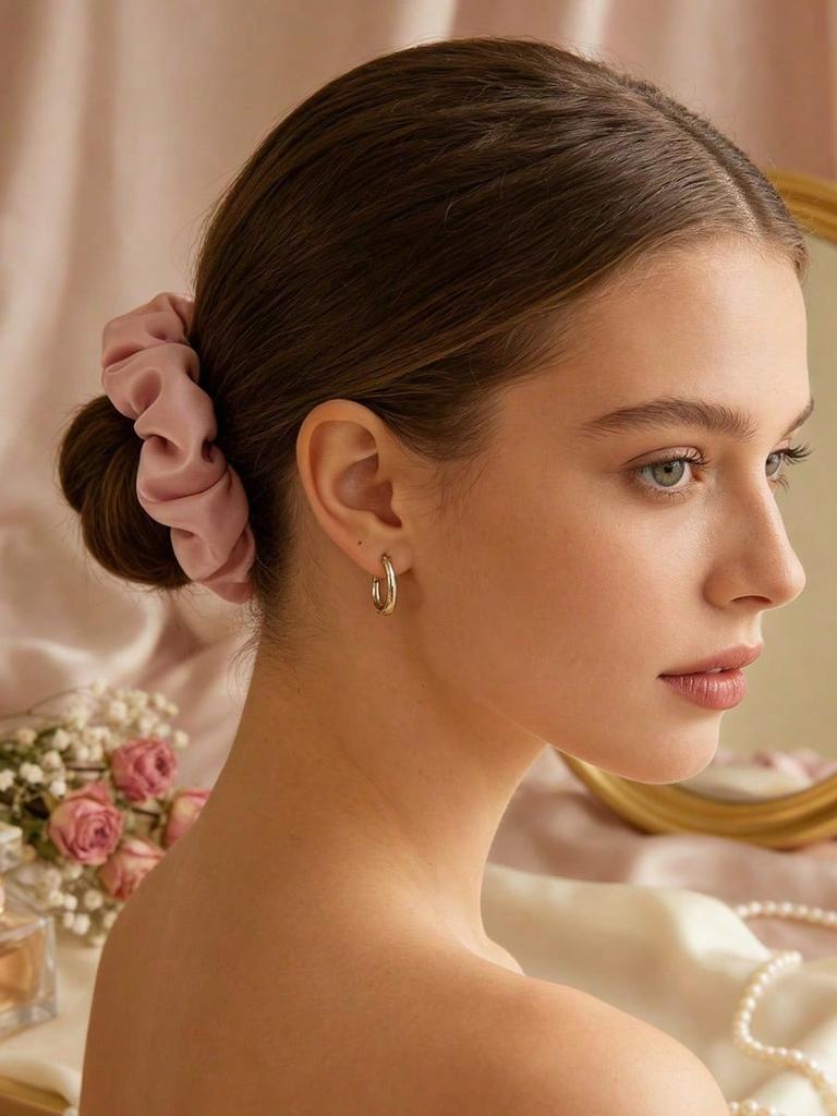 Dior 1 шт. Розовая атласная резинка для волос DIOR BEAUTE Мягкий шелковый держатель для волос Элегантный женский аксессуар для волос для повседневной прически