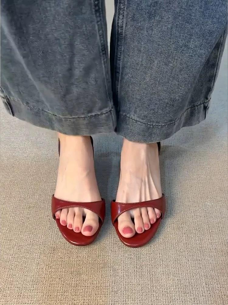 Версия из коровьей кожи~ Французский каблук-рюмочка, круглый носок, открытый носок, ремешок с одной пряжкой, женские сандалии 2025 лето, темпераментные сандалии-стилетто