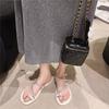 Французские тапочки женские летние 2025 новая мода жемчуг прохладные тапочки плоская подошва высокий класс корейская версия одно слово