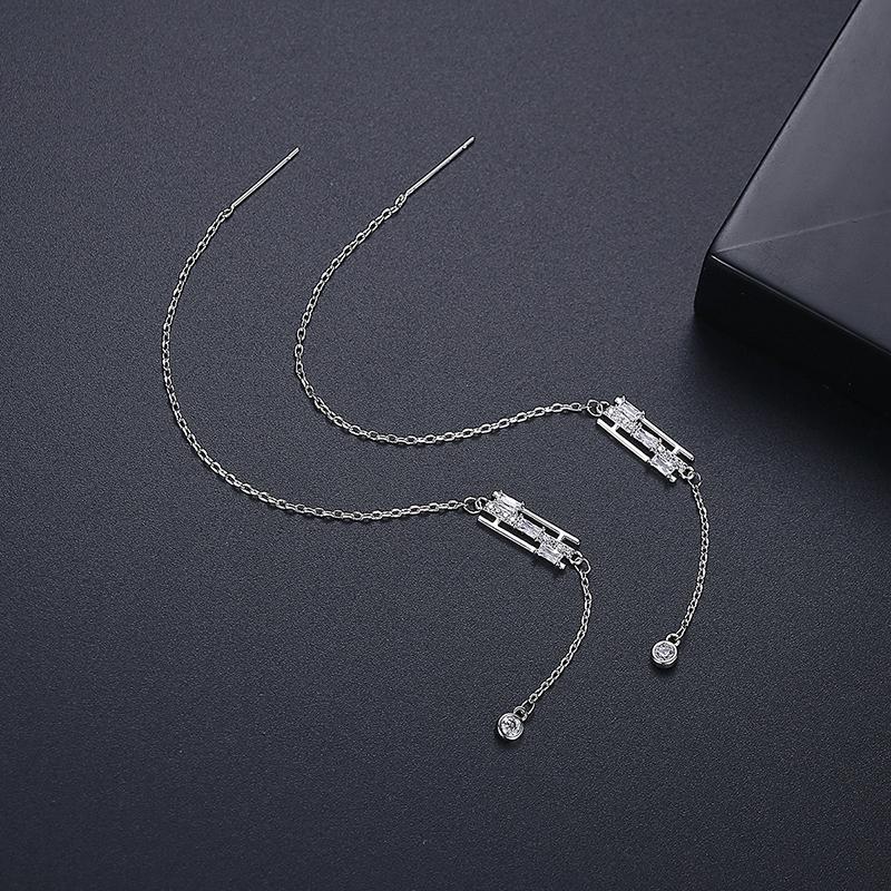 LUOTEEMI New 2025 Girls Chain Tassel Earrings Fashion Ear Wire Cubic Zirconia Earring Jewelry for Women