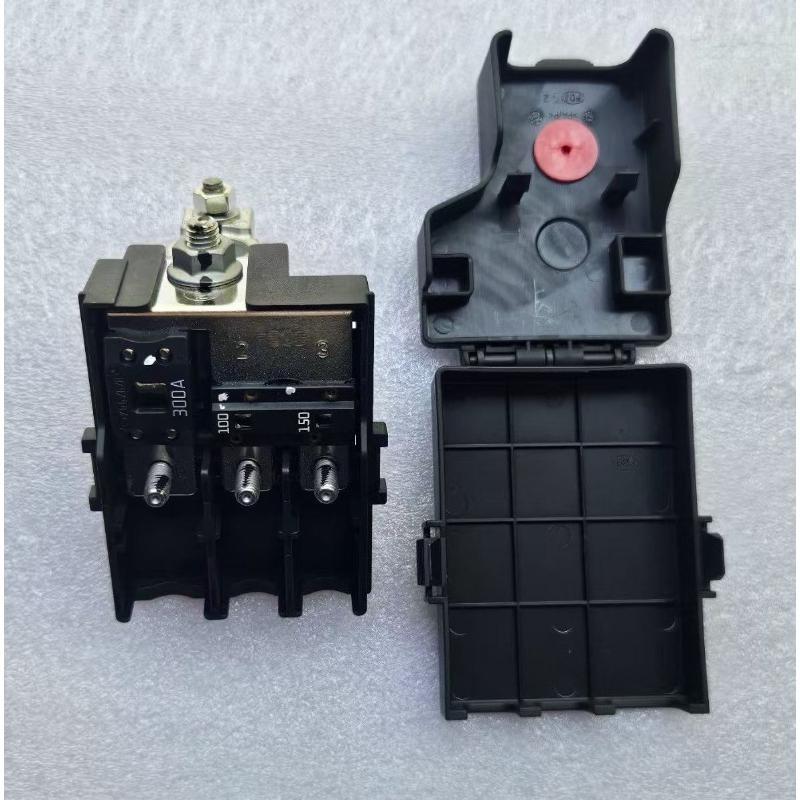 1pc for Changan CS75PLUS battery fuse box battery fuse assembly