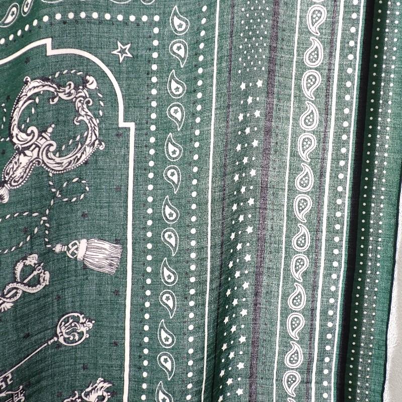 HERMES   шарф зеленый кашемир/шелк Женский