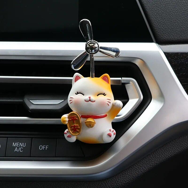 Lovely Cat Car Air Freshener Fragrance Diffuser Cute Animal Interior Accessories Car Air Conditioner Outlet Vent Perfume Clip