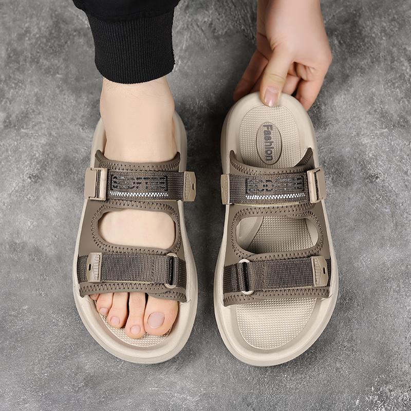 Модные пляжные повседневные мужские шлепанцы Удобный и модный дизайн Уличная ходьба Повседневная воздухопроницаемость Молодежная обувь Трендовая Новинка