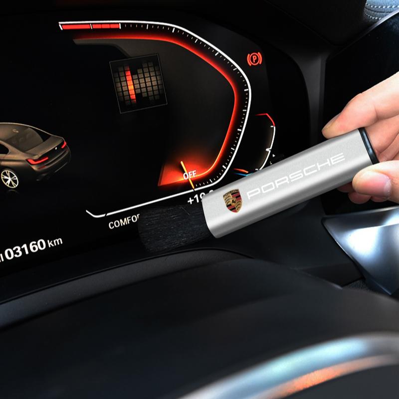 1Pcs Car Interior Cleaning Brush Telescopic Small Soft Brush For Porsche Boxster Cayenne Panamera Macan Cayman 911 918 996 917 991