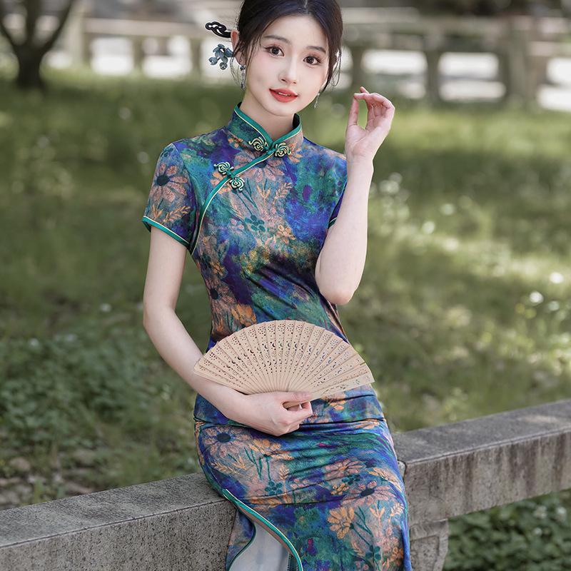 1011 New Chinese style national style spring and summer new cheongsam dress temperament satin dress cheap performance clothes