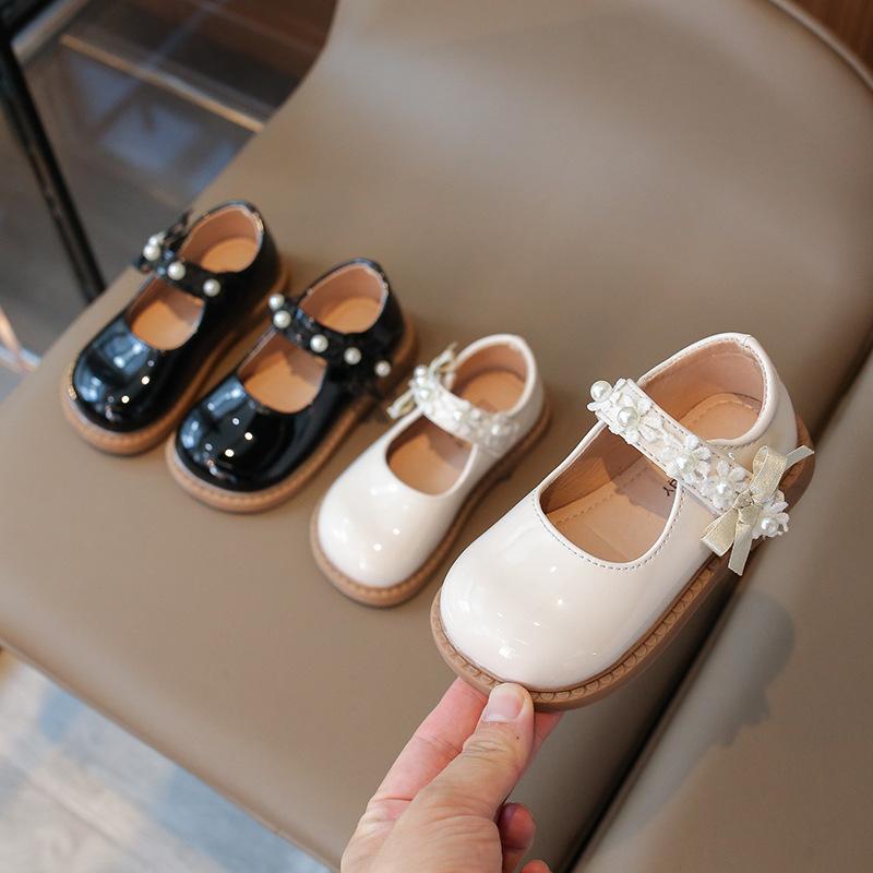 Модная детская кожаная обувь для девочек, туфли с цветами, весенняя новинка, туфли принцессы для девочек, мягкая подошва, противоскользящие, универсальные одинарные туфли для детей
