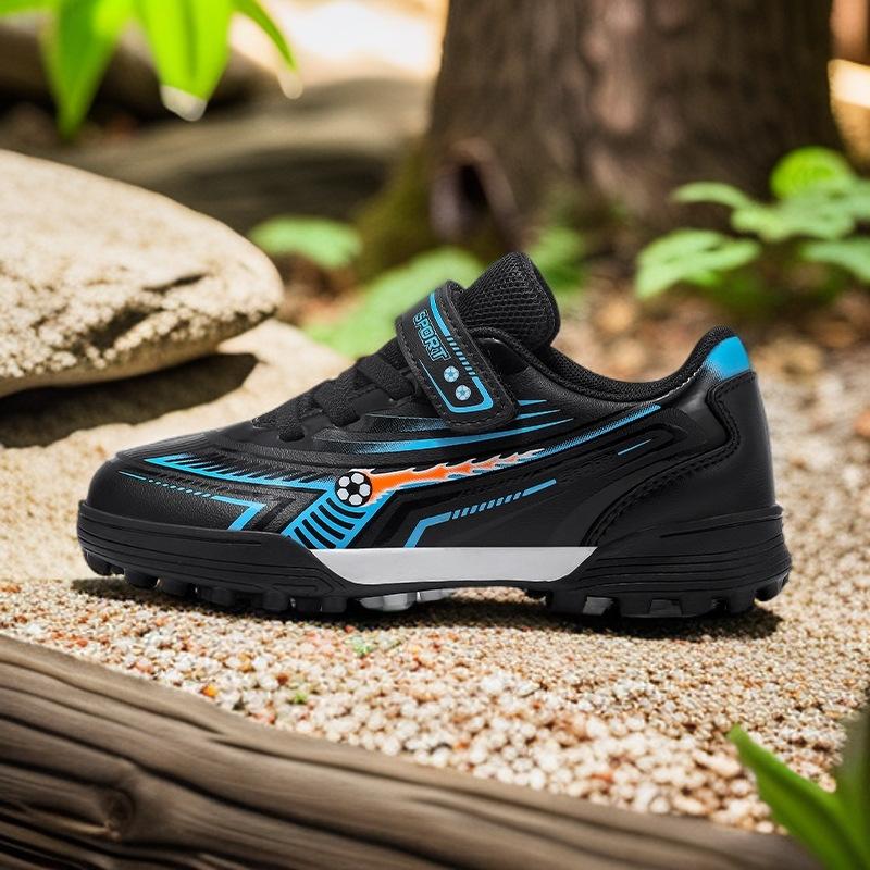 2025 новая обувь для мальчиков нескользящая тренировочная кожаная водонепроницаемая на липучке повседневная спортивная обувь спортивная обувь футбольные бутсы