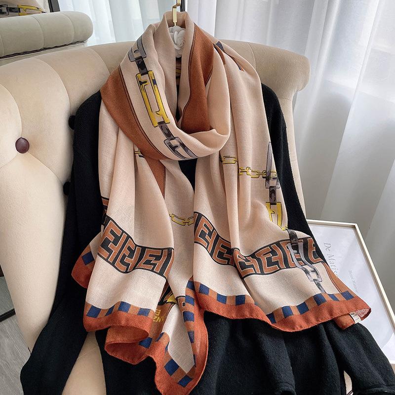New Autumn Korean-style Printed Seaside Sunscreen Scarf for Women Cotton and Linen Air-conditioned Room Shawl Beach Towel