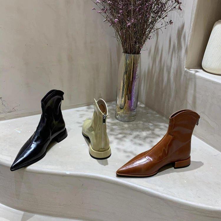 Черные тонкие остроносые балетки женские весенне-осенние одинарные ботинки 2025 новые ботинки из лакированной кожи детские низкокаблучные тонкие ботинки