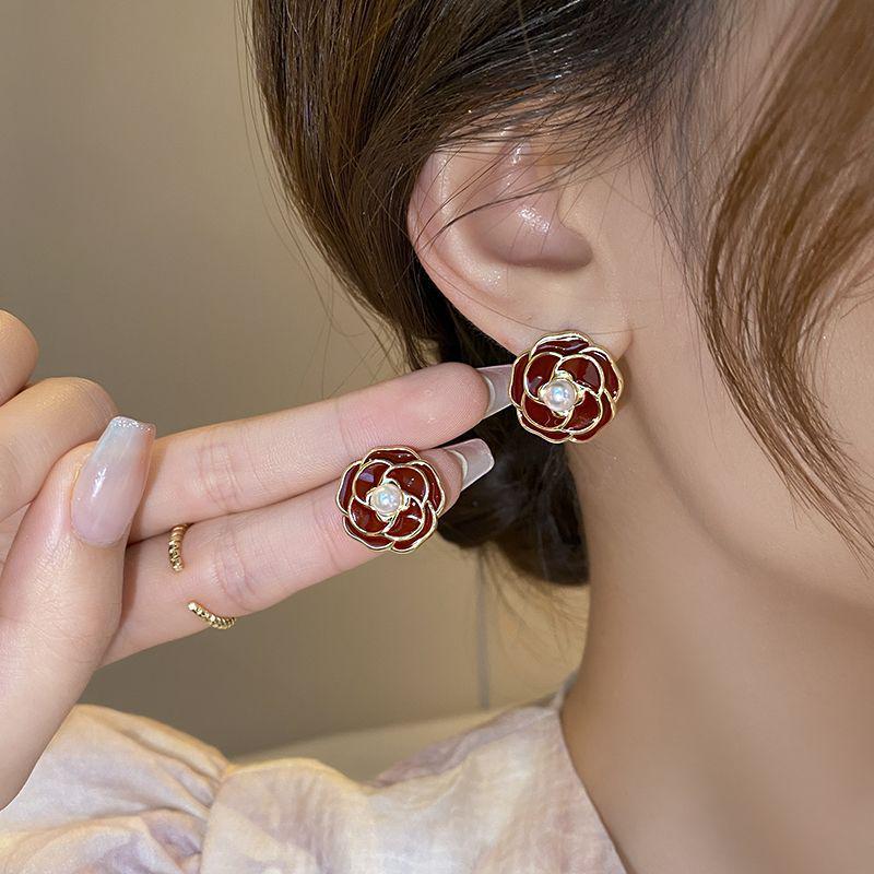 Ankara Red Stud Earrings: Silver Needle Drip Oil, Simple and Versatile Fashion for Women.