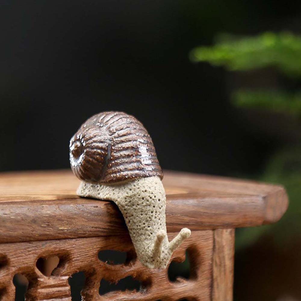 Room Home Decoration Micro Landscape Ceramic Small Snail Figurine Bonsai Ornaments Miniatures