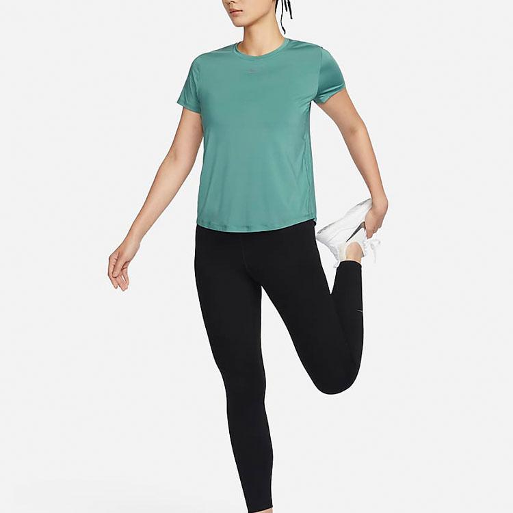 Nike Одна классическая футболка Dri-FIT Solid Logo Quick-Dry Classic с круглым вырезом и коротким рукавом, женские топы, цвет Coastal-Blue FN2799-361