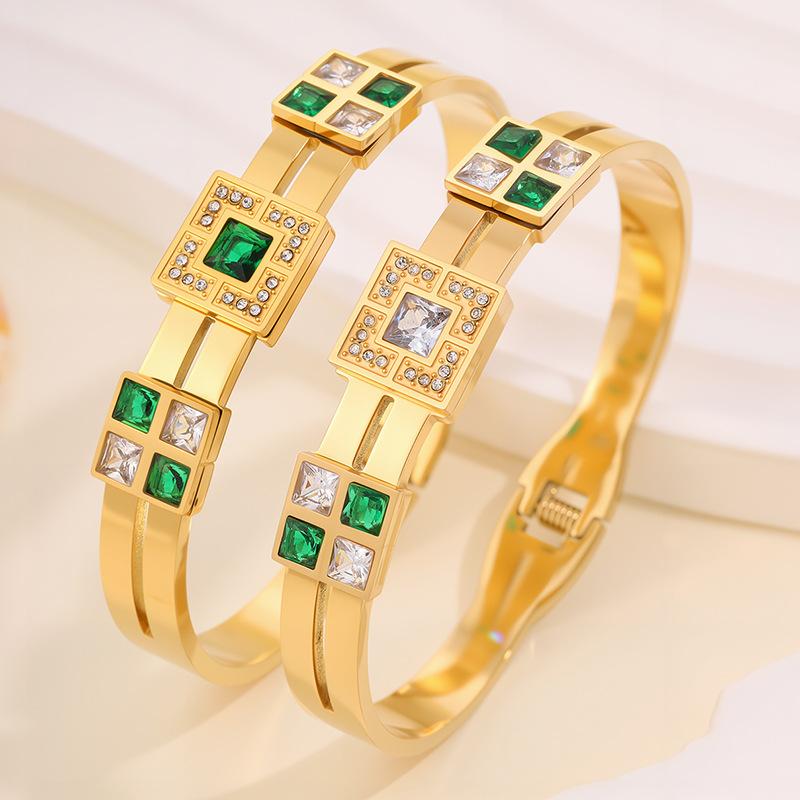Square Emerald Stretch Open Stylish Elegant Wagford Bracelet