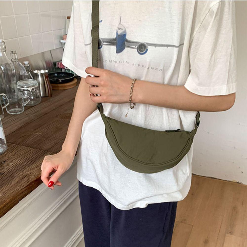 Korean Style Mini Dumpling Bag Lightweight Oxford Cloth Shoulder Bag Nylon Crossbody Bag Girls