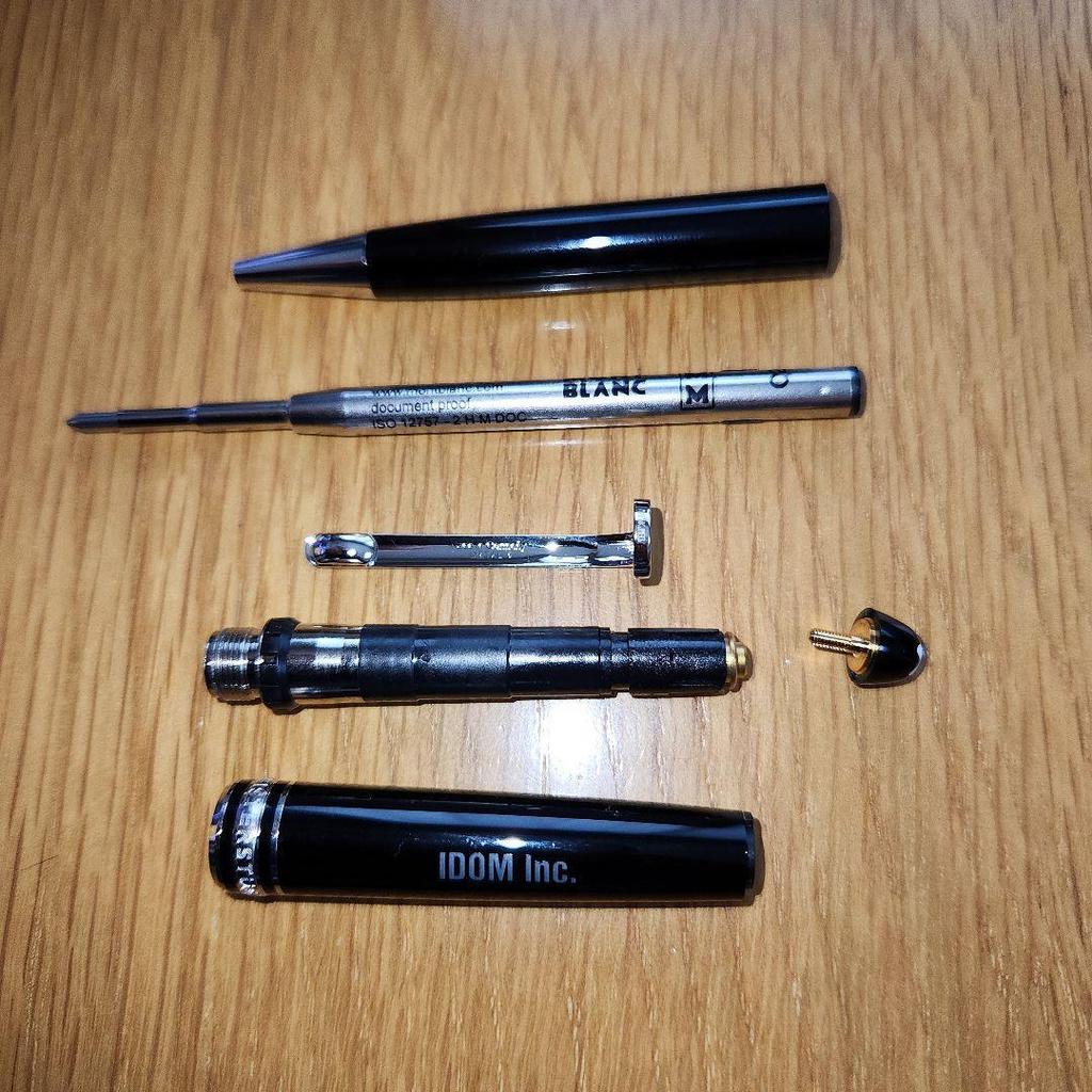 MONT BLANC Meisterstuck ballpoint pen with engraving