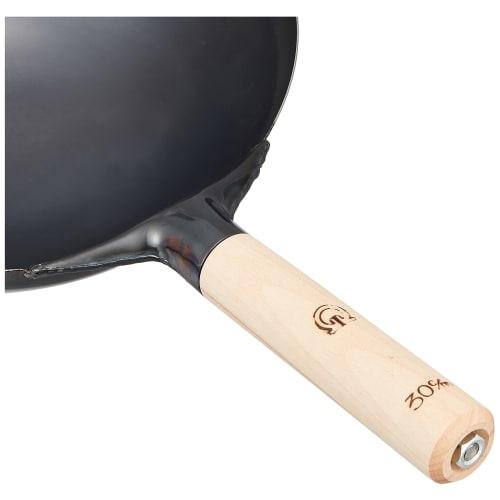 Endo Shoji TKG Wok, Beijing Style, 33cm, Wooden Handle, One-Handed, Size: 330 x Depth: 106mm, Weight: 1300g, Material: Iron, A staple in Chinese cuis