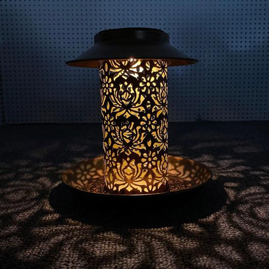 Наружная подвесная кормушка для птиц с солнечным светом, полый узор, водонепроницаемый антикоррозийный держатель для еды для колибри, садовый фонарь