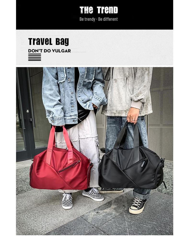 Самая продаваемая дорожная сумка: Просторная наплечная сумка-тоут для разделения влажного и сухого для коротких деловых поездок