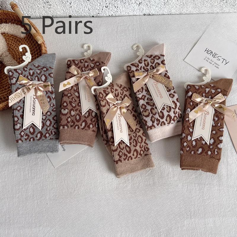 5 Pairs of Thick Mid-calf Socks for Women In Autumn and Winter, Retro Leopard Print Warm Combed Cotton Pile Socks for Women