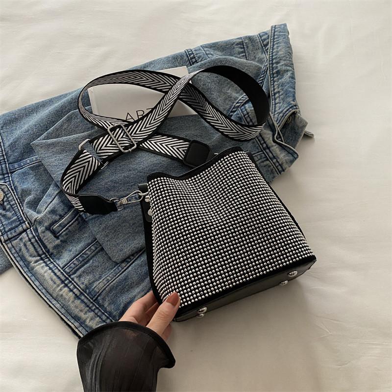 Stylish Fall Bucket Bag Unique Design Chic Shoulder Crossbody Handbag In Black Silver Colorful Options