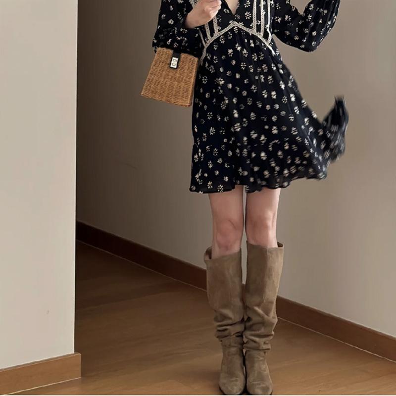 Сапоги женские плиссированные, наборные, 2025, новые, тонкие, высокие, ковбойские, сапоги с толстым каблуком и рукавом, рыцарские сапоги