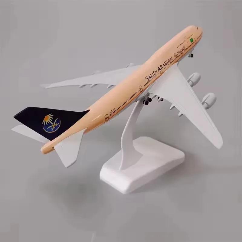 16/20 см Алюминиевый металлический модель самолета Saudi Arabian Airway B747, Saudi Arabian B747 со стойкой для самолета Коллекционный подарок Модель для демонстрации