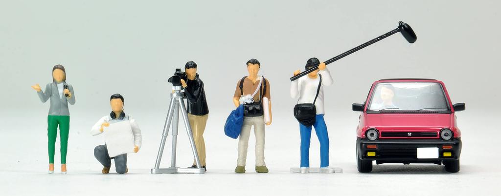 Geocolle 64 Car Snap 11a TV Crew City Cabriolet окрашенный частично собранный литой набор мини-машин 318910 1/64# (Хонда включена) АБС / ПВХ