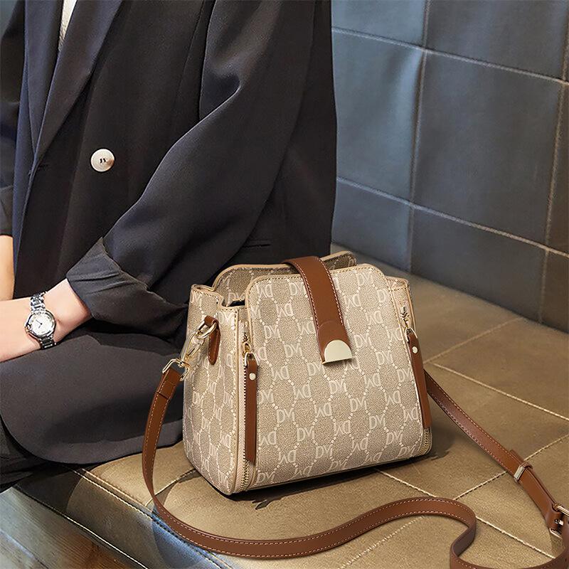 Bag Women's Bucket Bag Women's Crossbody Bag Mother Everything with Light Luxury Hand Bill Shoulder Bag