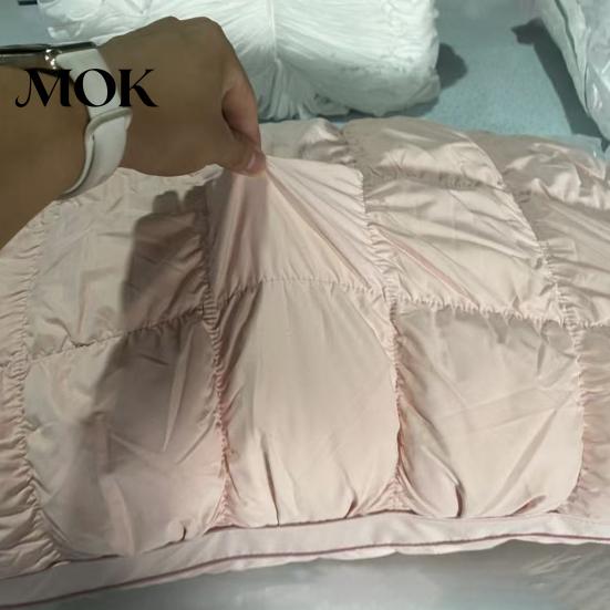 Lightweight Foam Alternative Puff Cooling Pillow, Soft Breathable Quilted Sleeping Machine Warm Night Pillow Washable, Fluffy Cloud-like for Side And