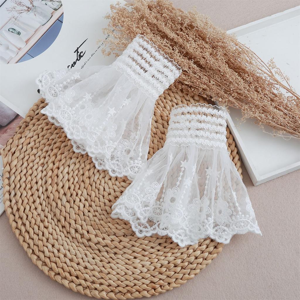 Women Detachable Sleeve Fake Cuffs Female Lace Thin Pleated Flare Sleeve False Cuffs Ruffles Wristband Decorative Accessory