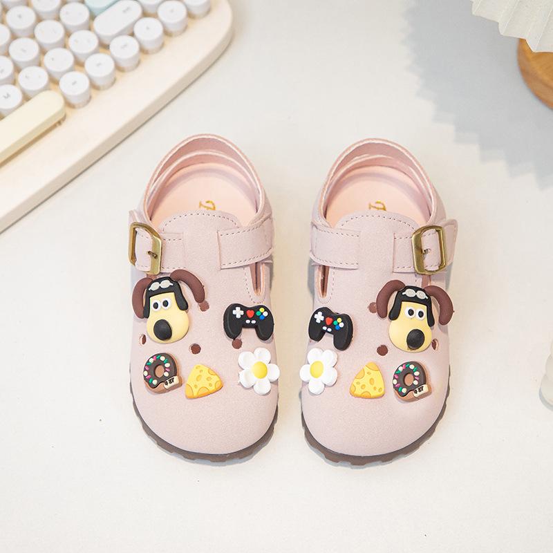 Детские Crocs Весна/Лето 2025: Сандалии с мягкой подошвой для мальчиков и девочек, обувь для первых шагов для младенцев и малышей.