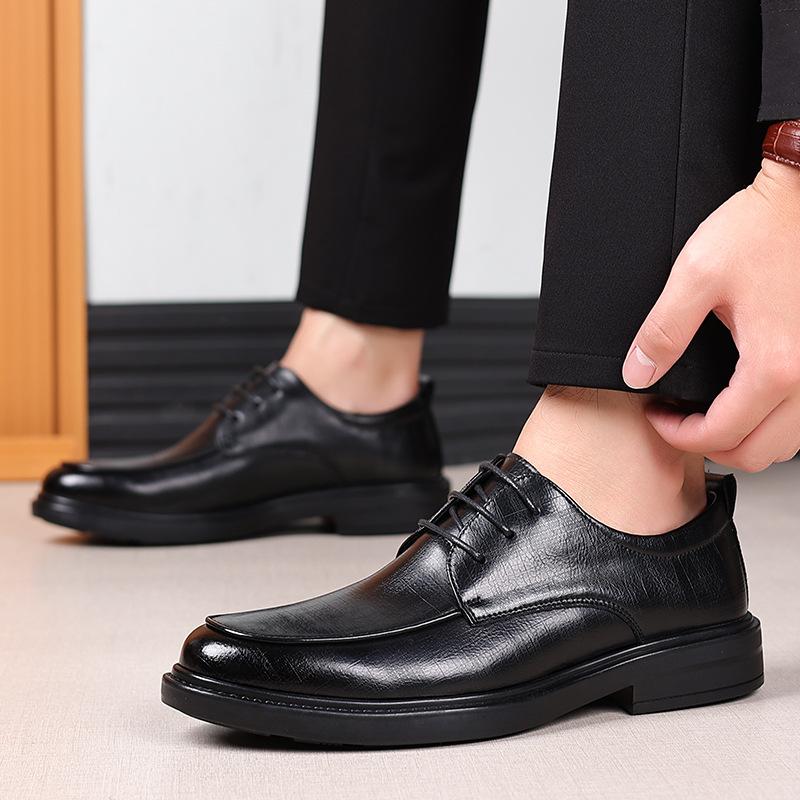 Мужские и молодежные повседневные кожаные туфли, низкие кеды на шнуровке, модные низкие туфли для костюма, свадебные туфли для жениха 2025 года.