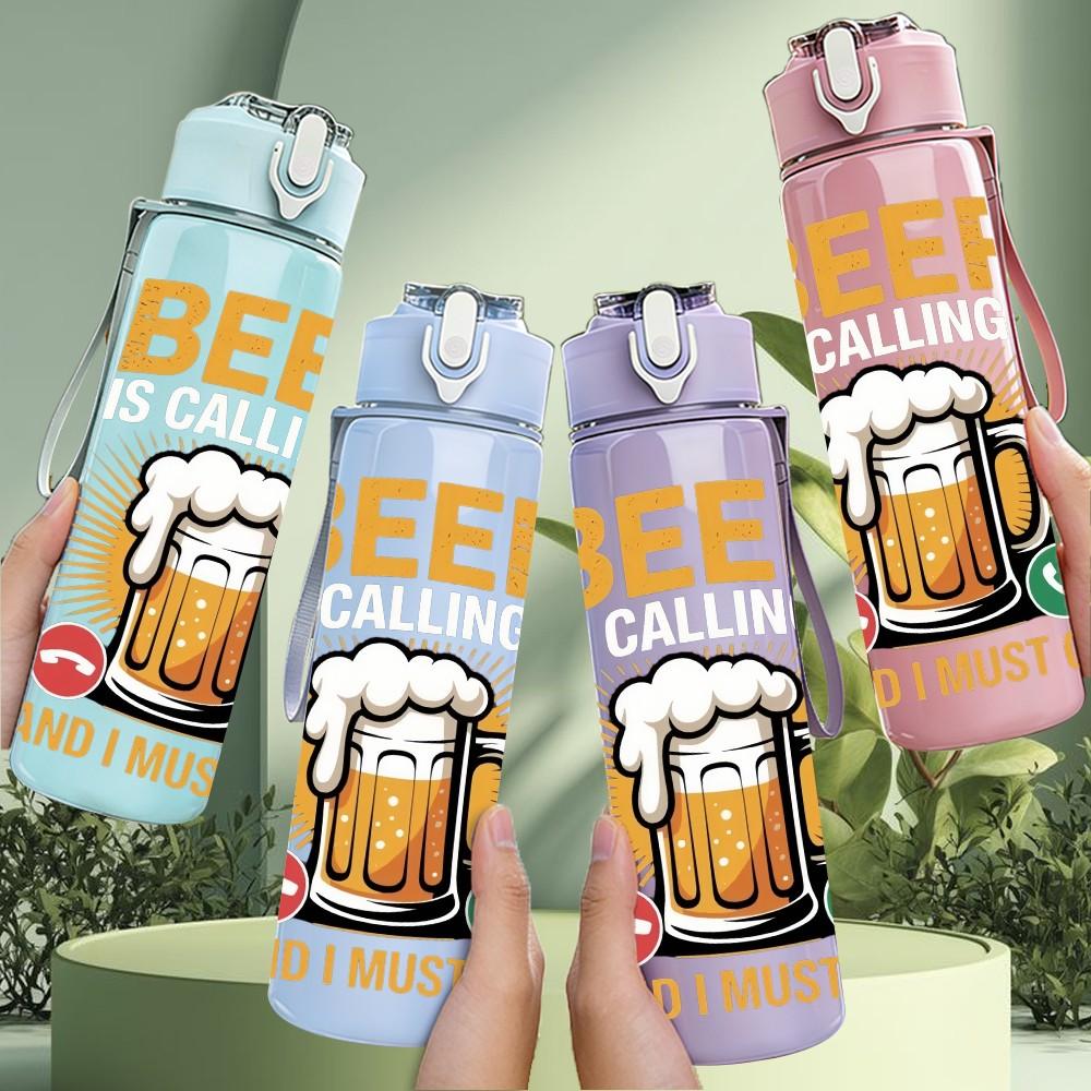 1PC Beer Mug Cheers Slogan Print 750ml Color Plastic Sports Water Bottle Leakproof Flip Straw Lid Suitable for Sports Office Home Use