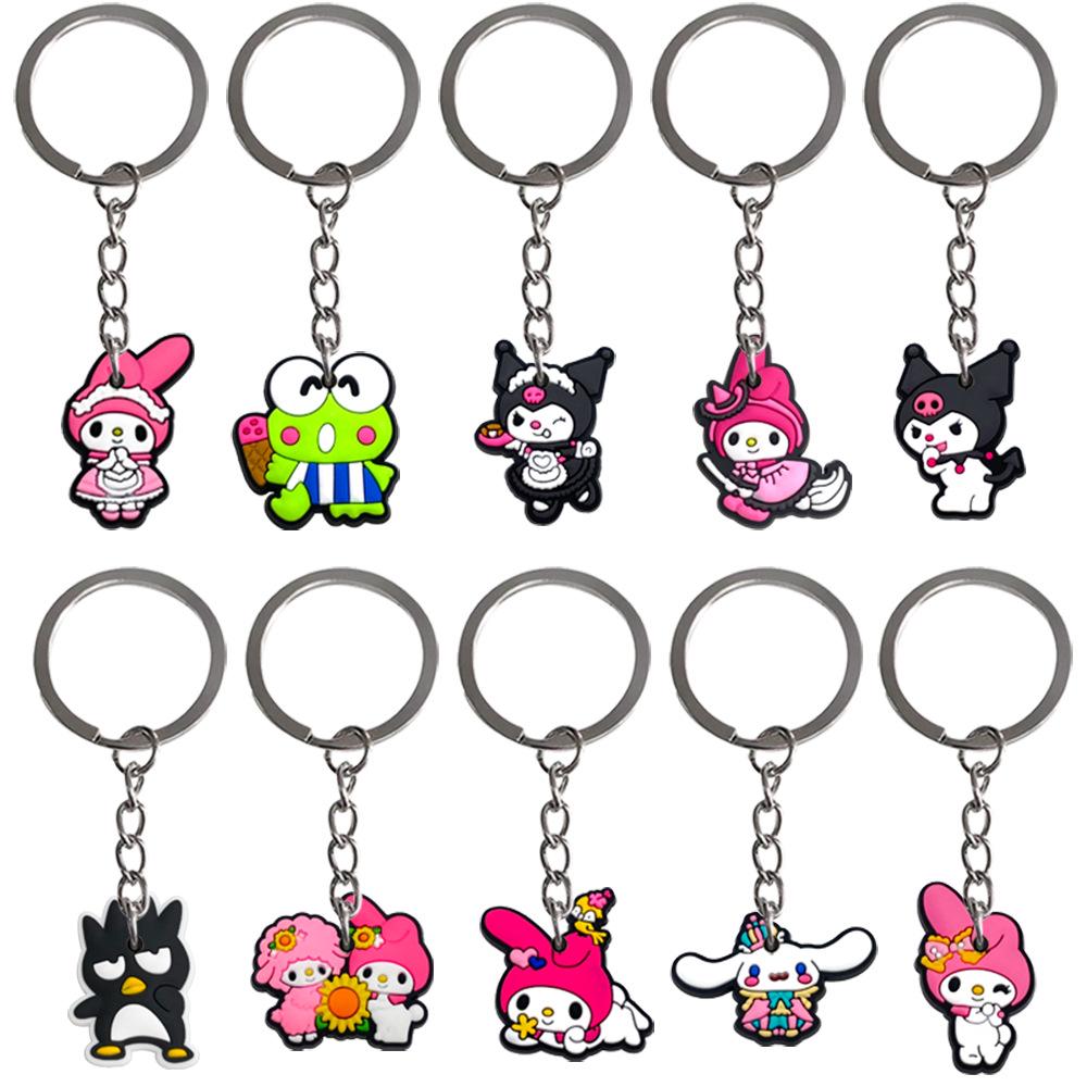 30 брелоков Sanrio: Милые ПВХ Аксессуары и Подарочные Подвески