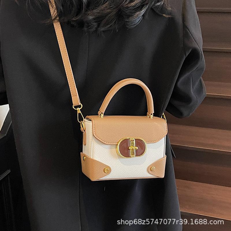 2025 New Bag Women's Bag High-end Versatile Handbag Fashion Niche Shoulder Messenger Bag Commuter Box Bag