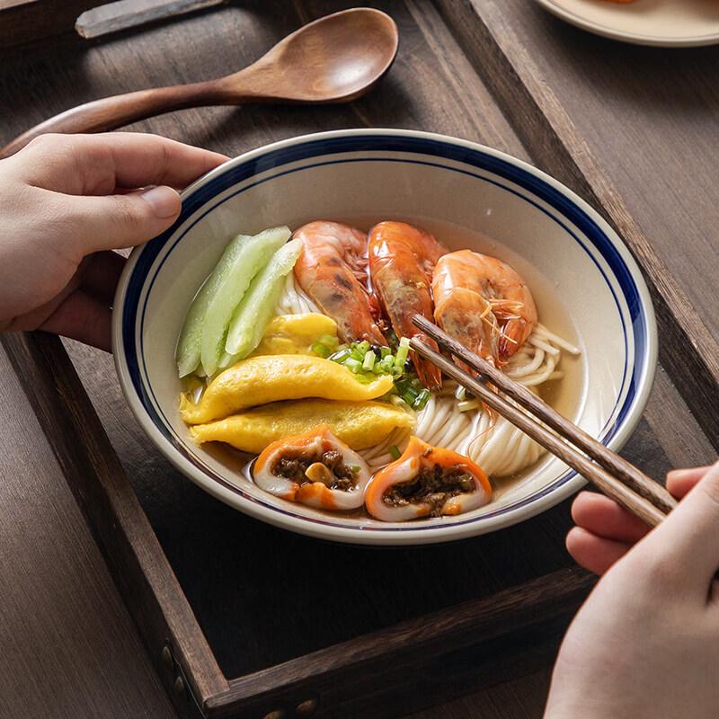 Retro Cream Style Ceramic Noodle Bowl with Double Blue Rim