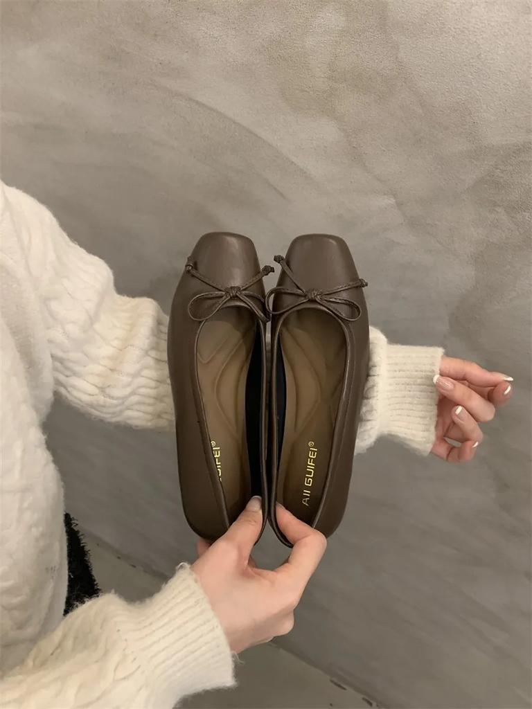 Мода 2025 Женская обувь на плоской подошве Весна Бант Однотонная обувь Мягкая и удобная Балетки Zapatos Mujer Туфли Мэри Джейн для женщин